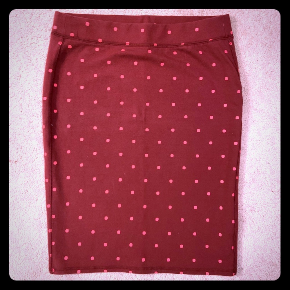Burgendy polka dot pencil skirt